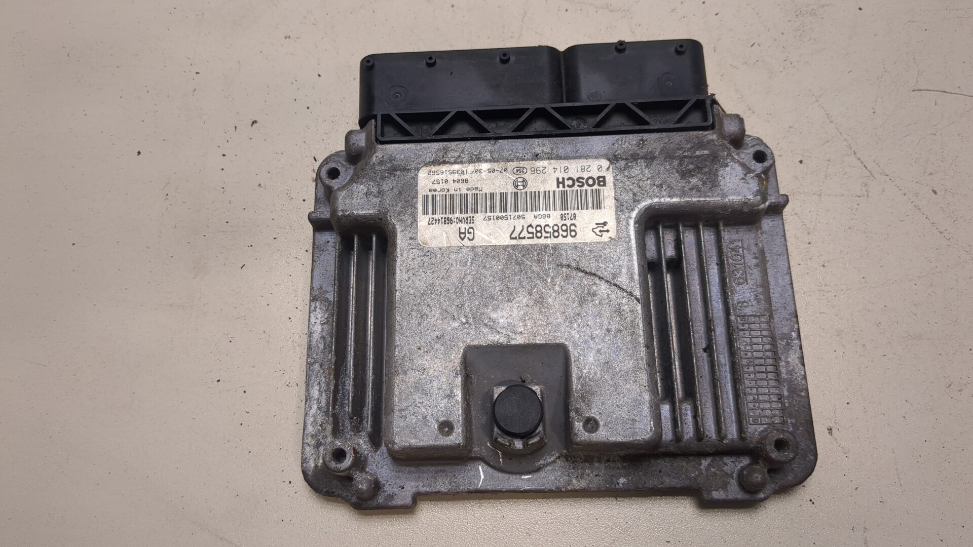 Блок управления двигателем