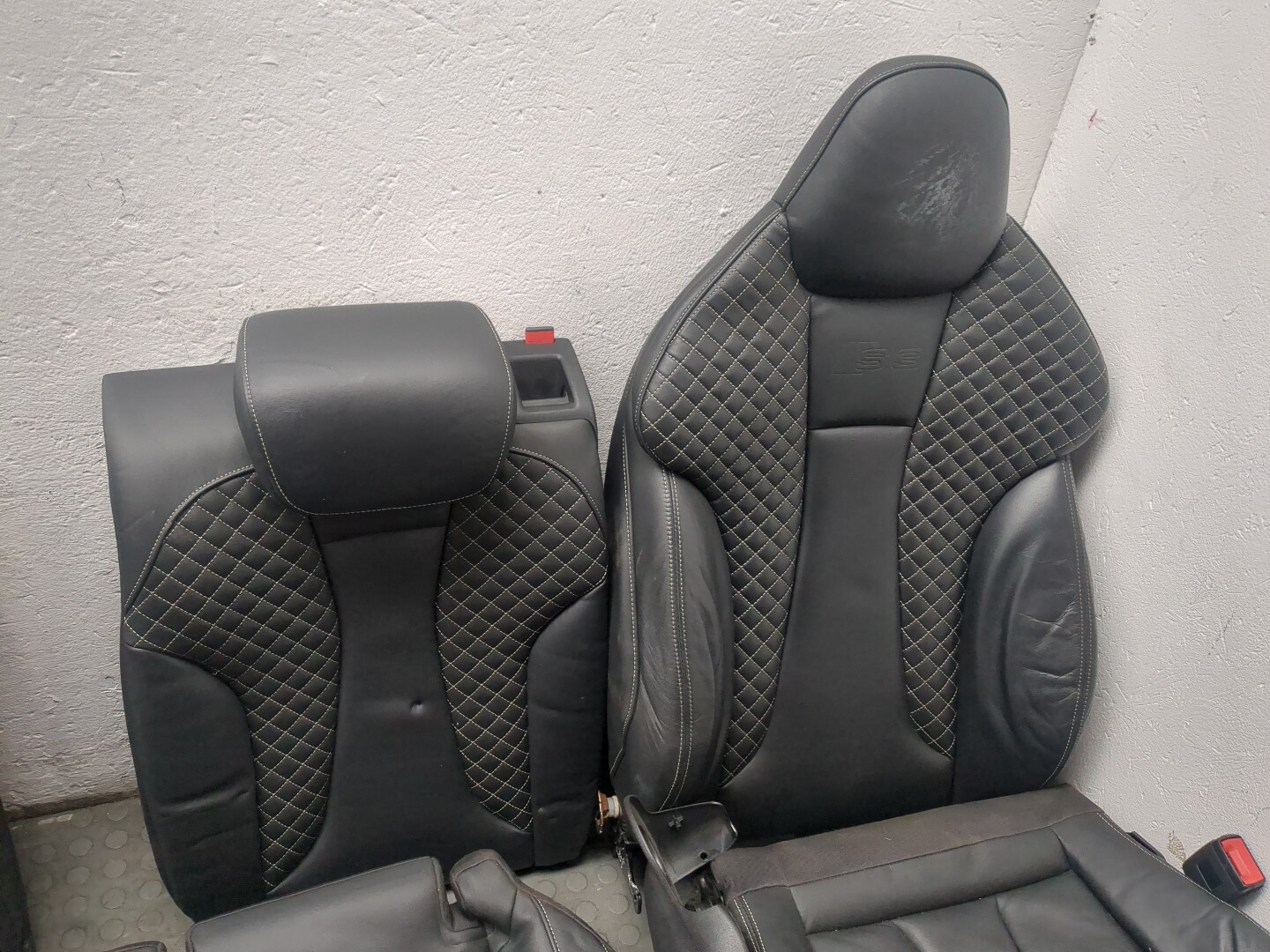 Сиденья комплект