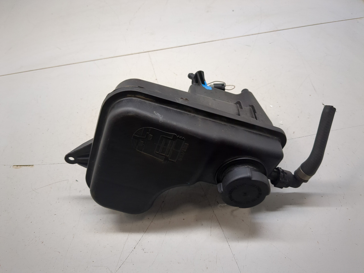 Бачок расширительный