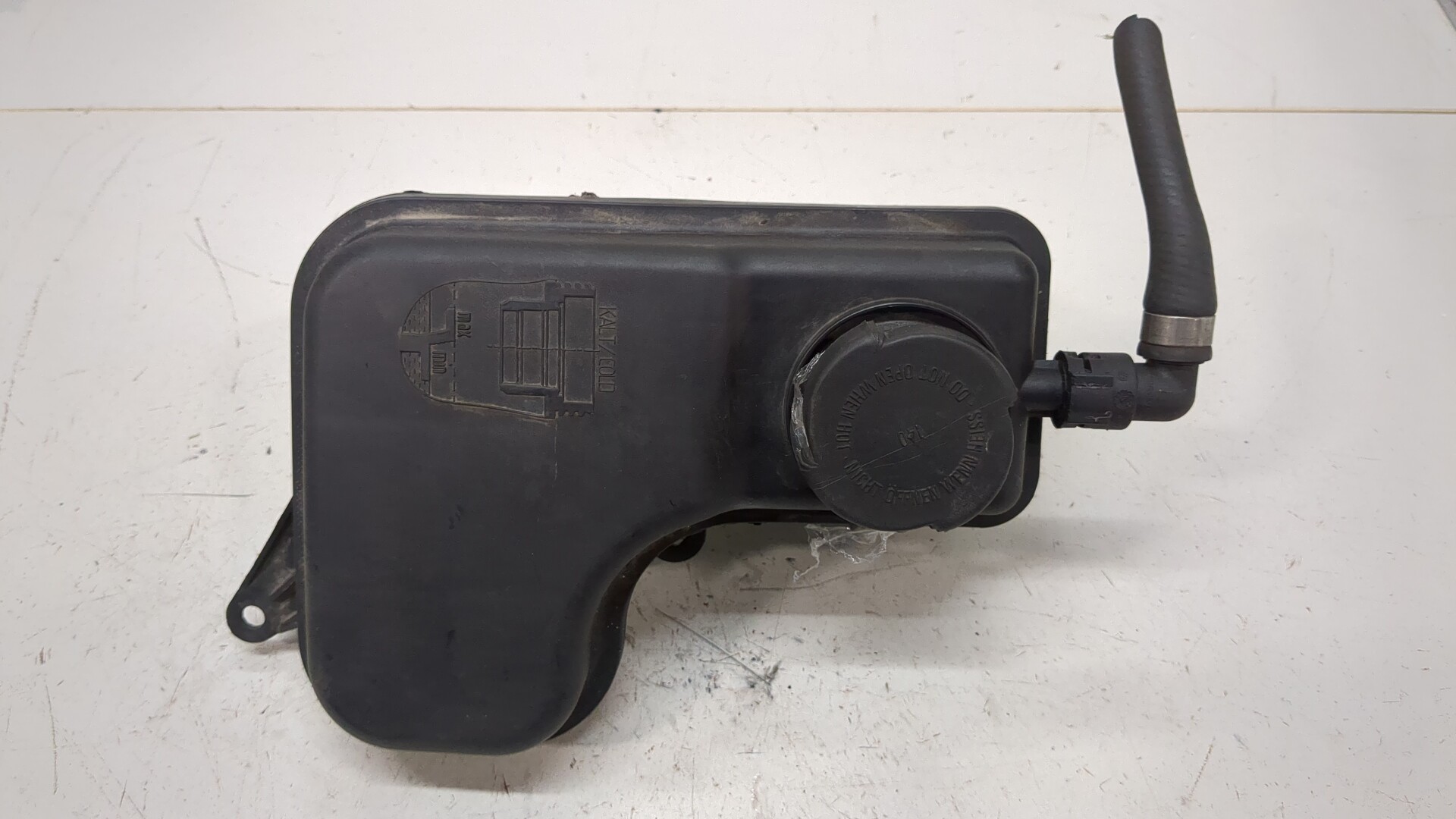 Бачок расширительный