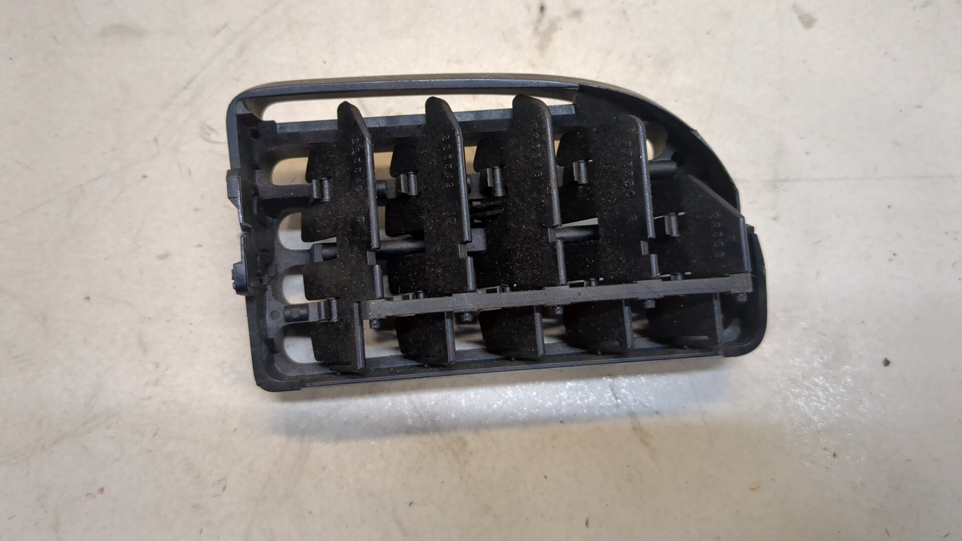 Дефлектор воздушный