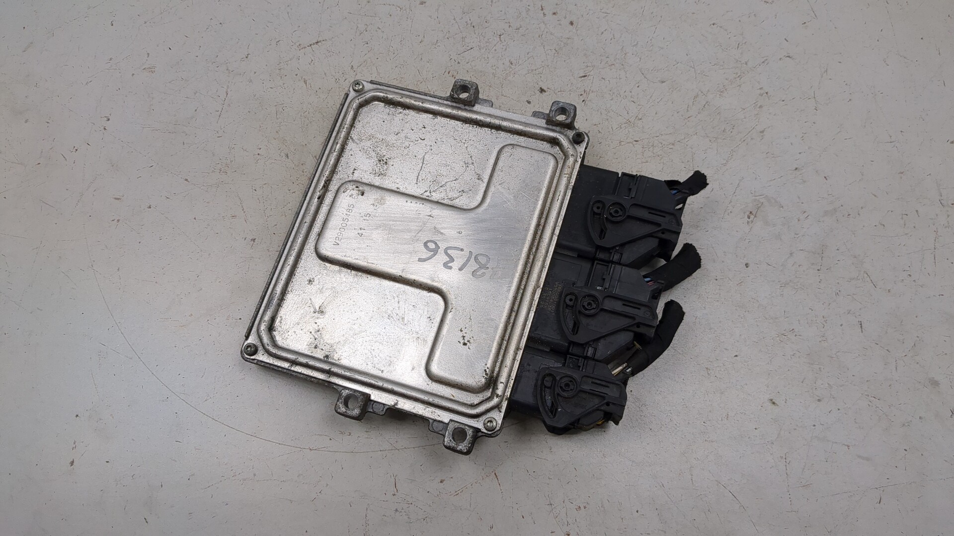 Блок управления двигателем