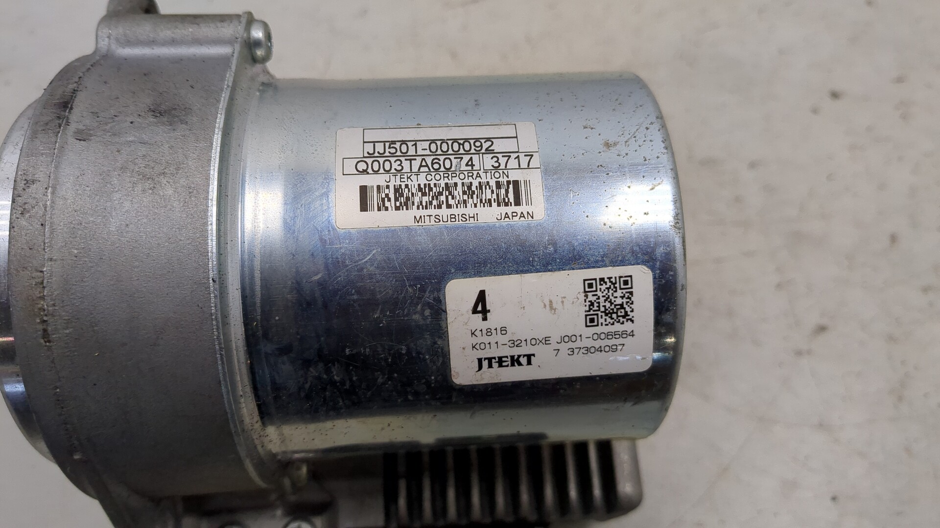 Серводвигатель рулевой рейки