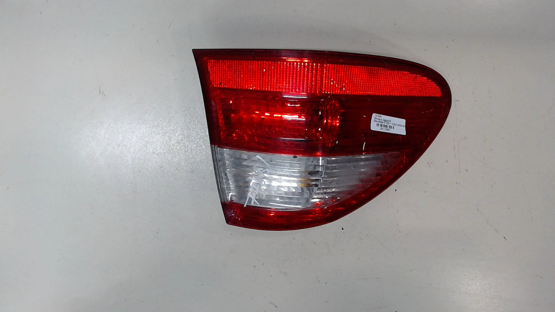 Фонарь задний левый