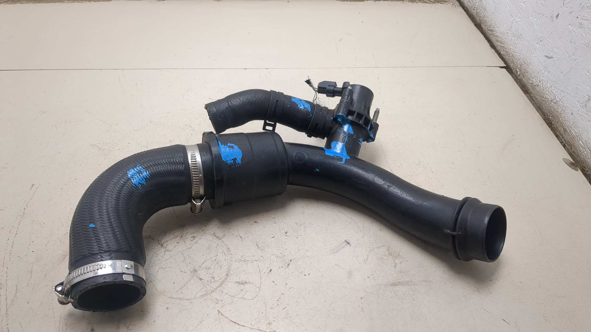 Патрубок интеркулера