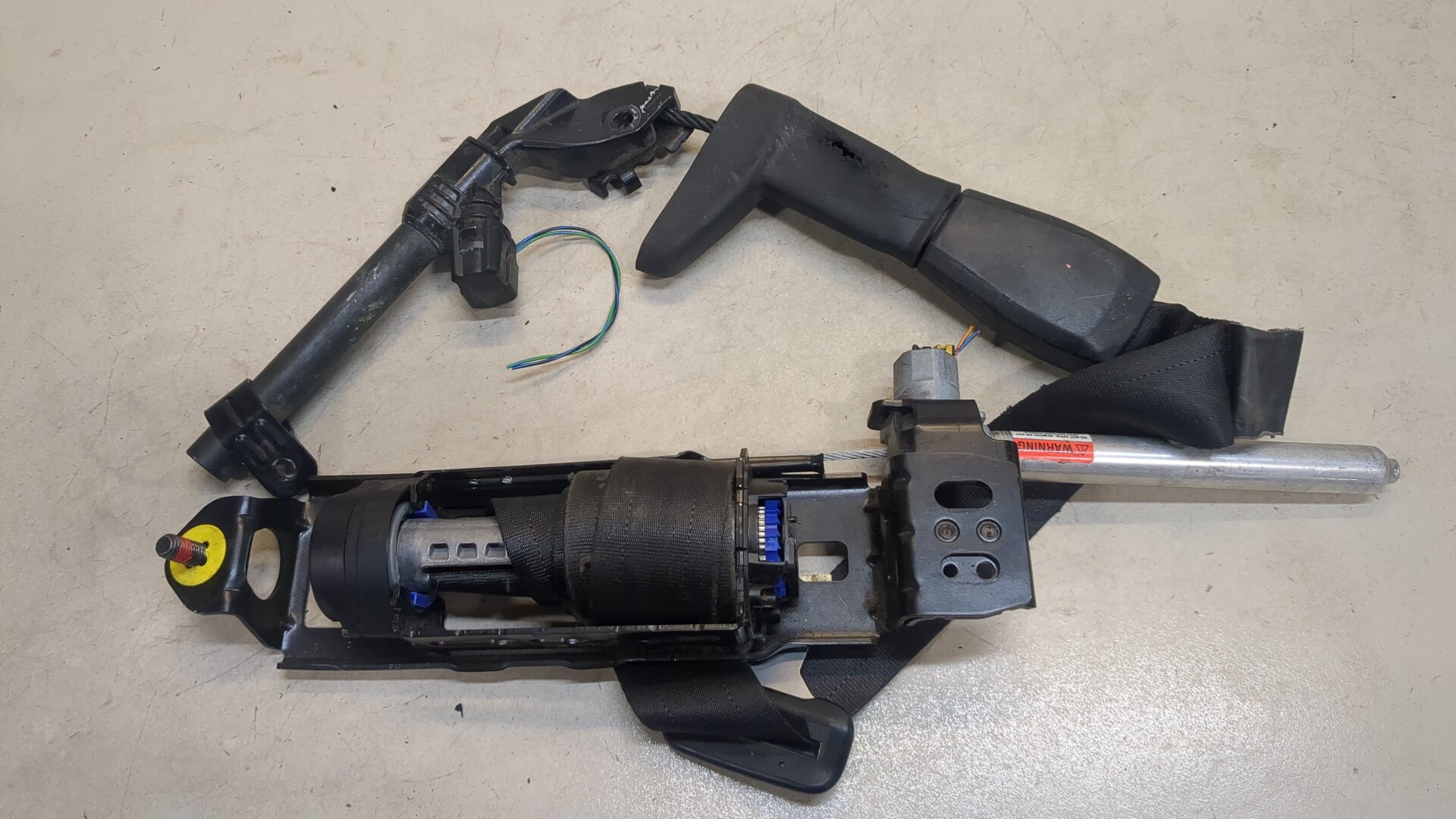 Ремень безопасности