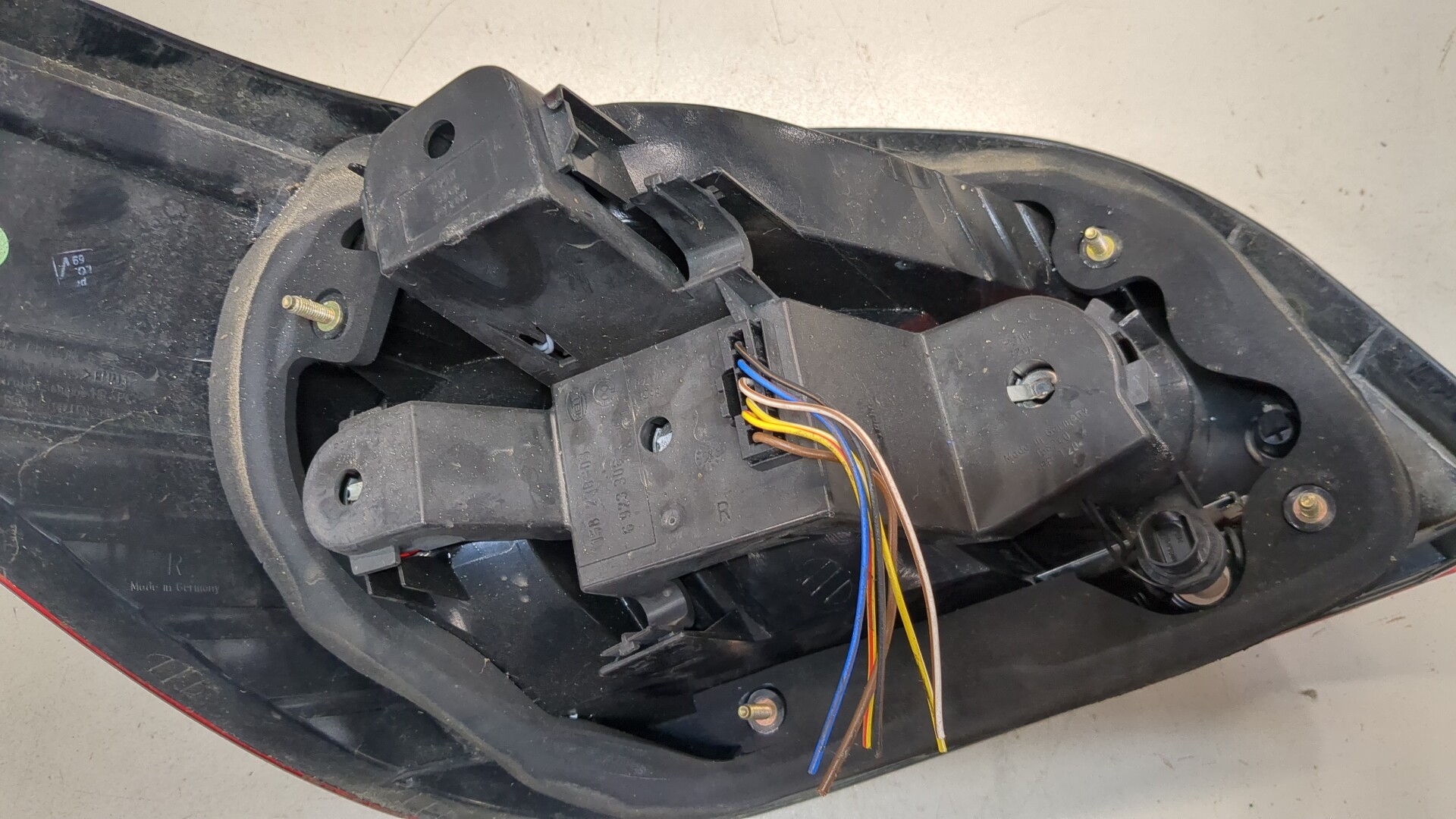 Фонарь задний правый