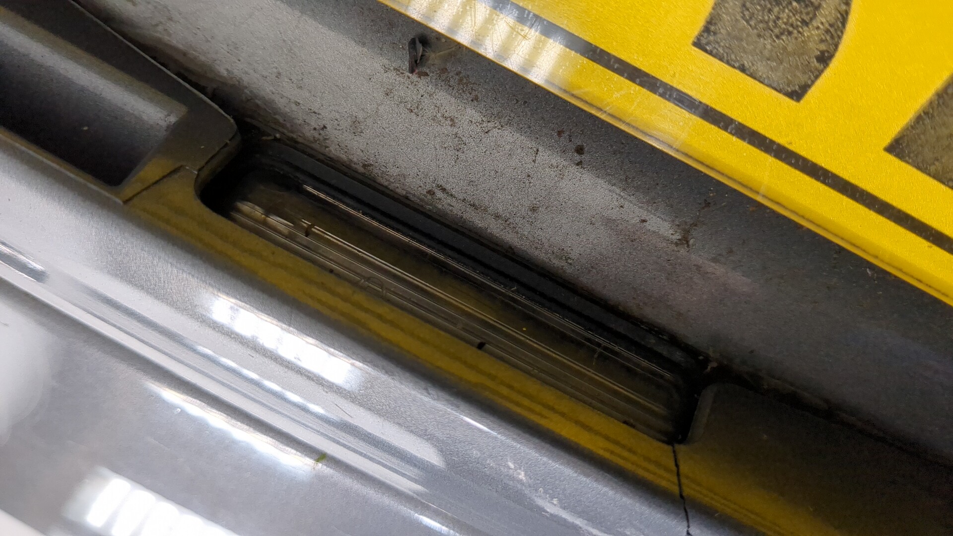 Дверь багажника