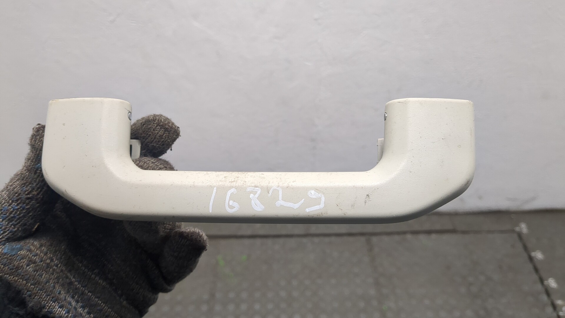 Ручка внутренняя потолочная