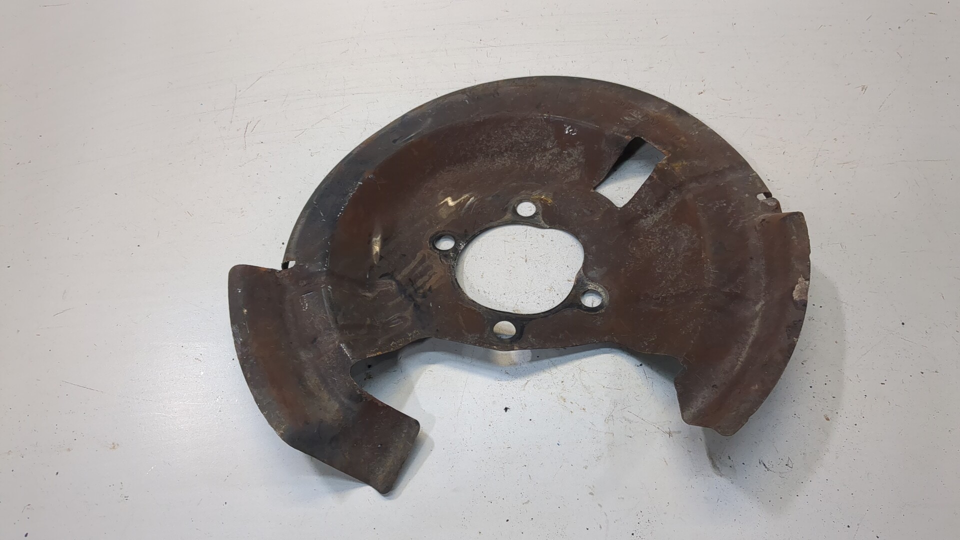 Пыльник тормозного диска