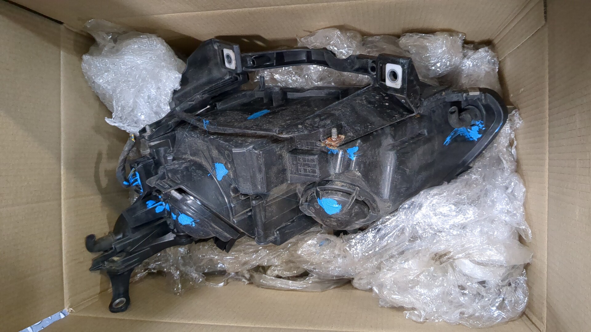 Фара правая