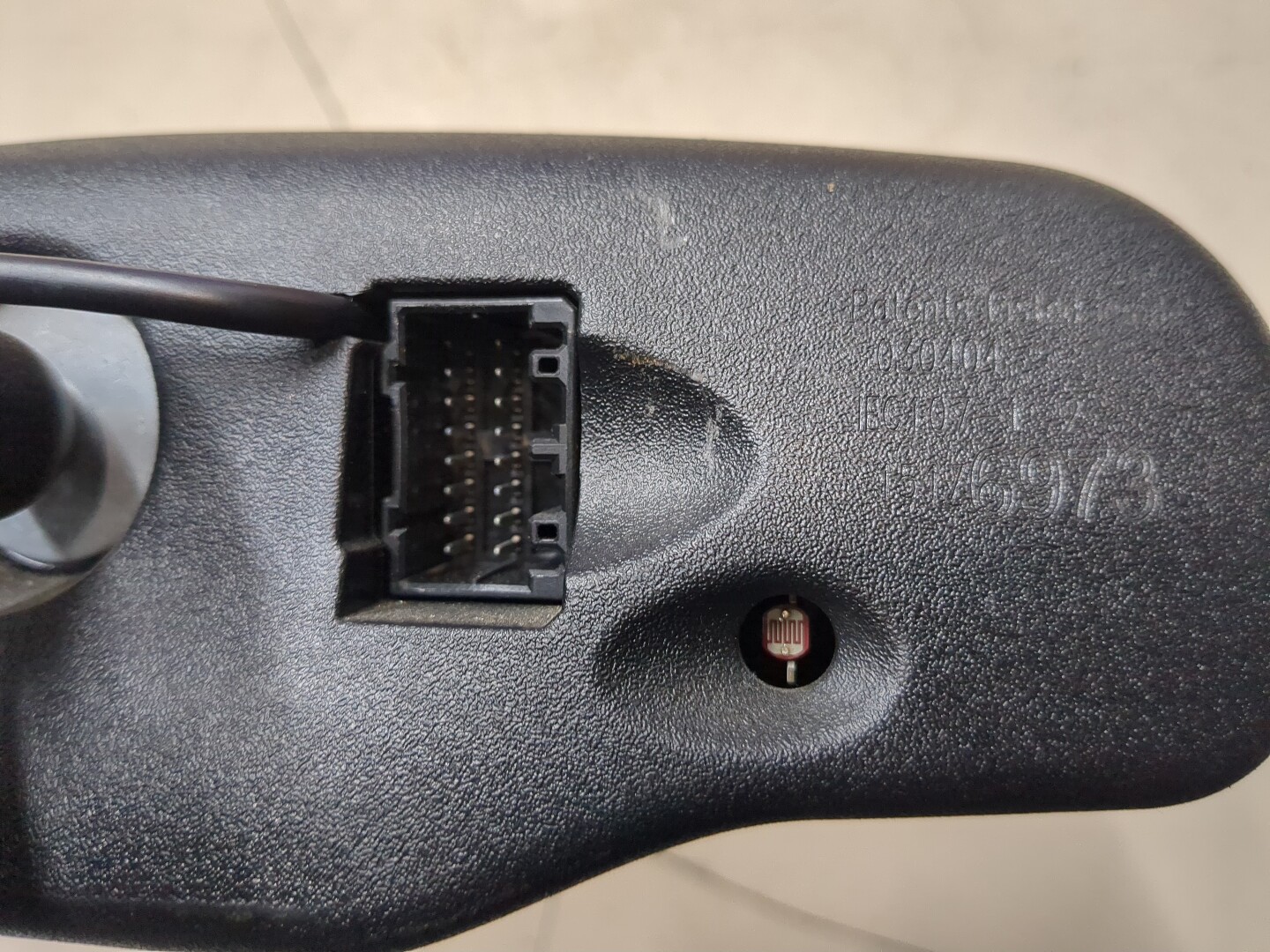 Зеркало заднего вида