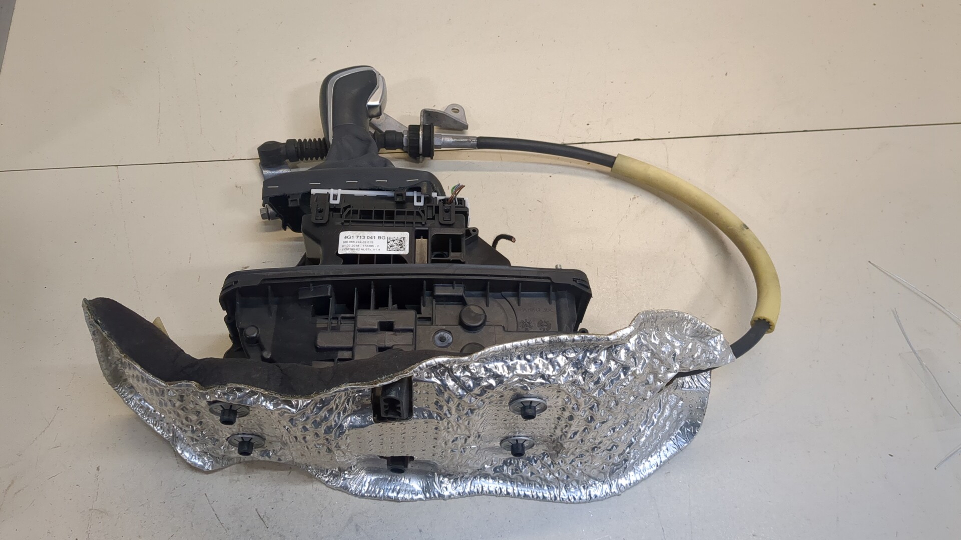 Кулиса МКПП / АКПП