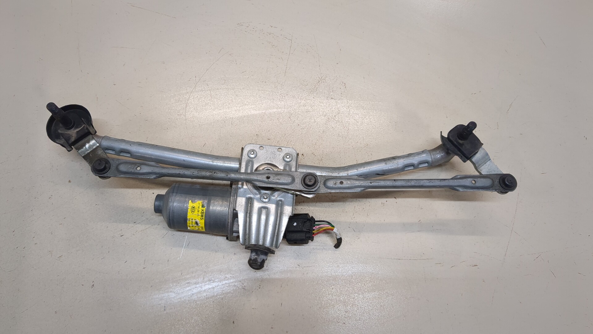 Трапеция стеклоочистителей