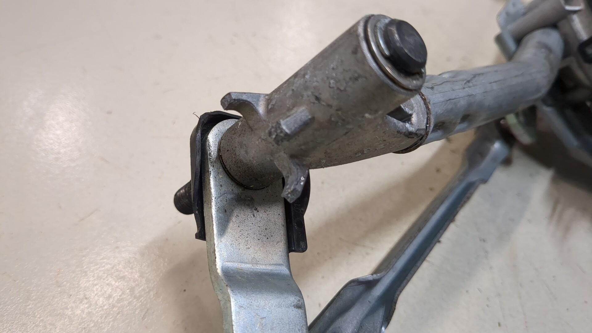 Трапеция стеклоочистителей