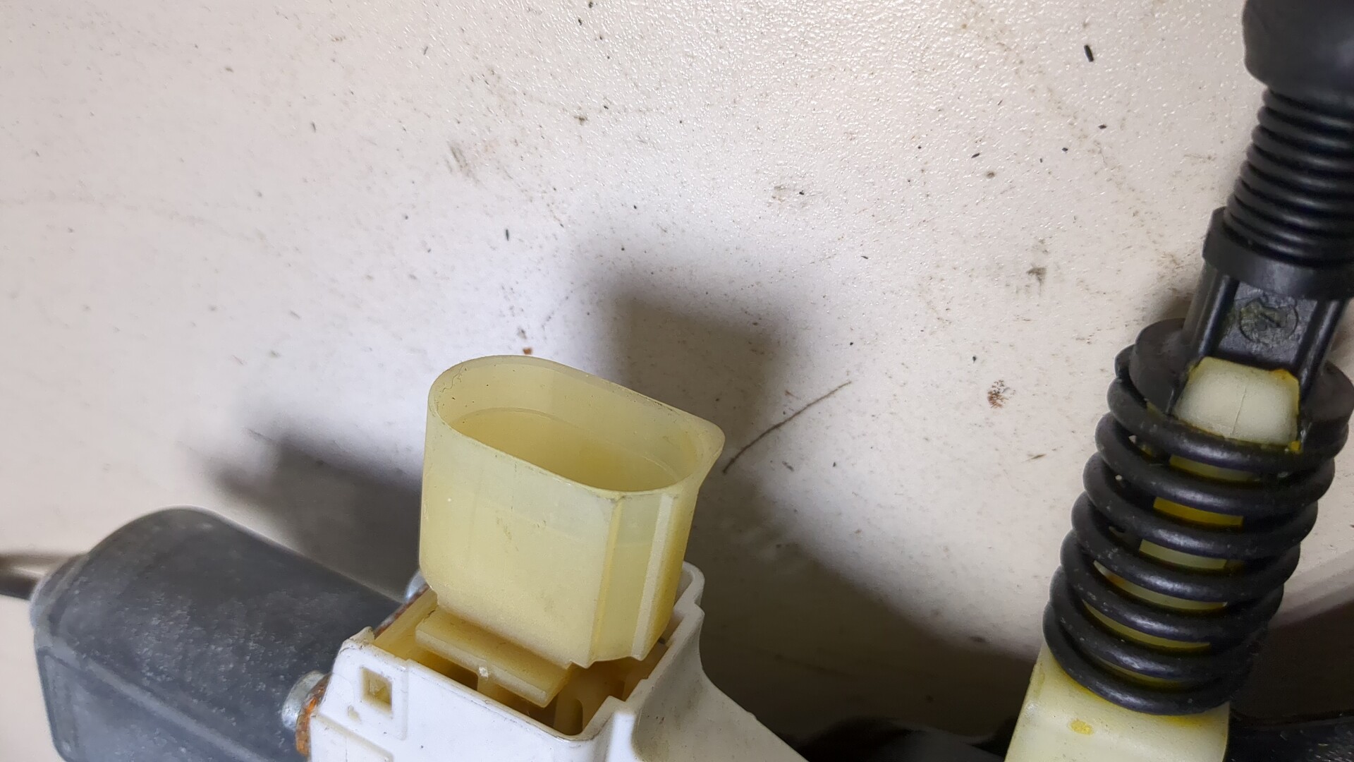 Стеклоподъемник электр. передний правый