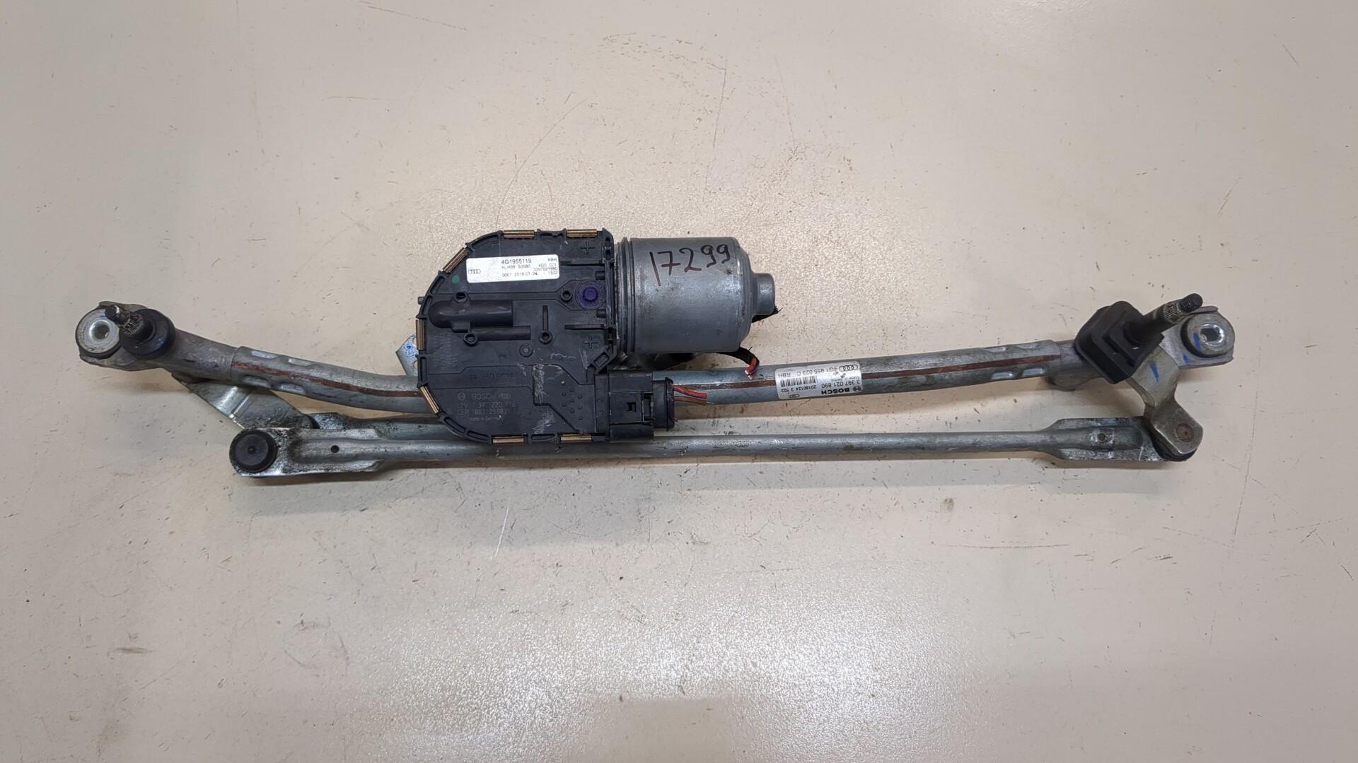 Трапеция стеклоочистителей