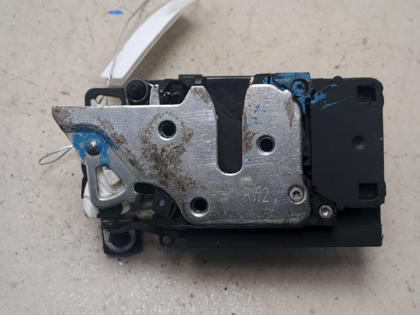 Замок багажника