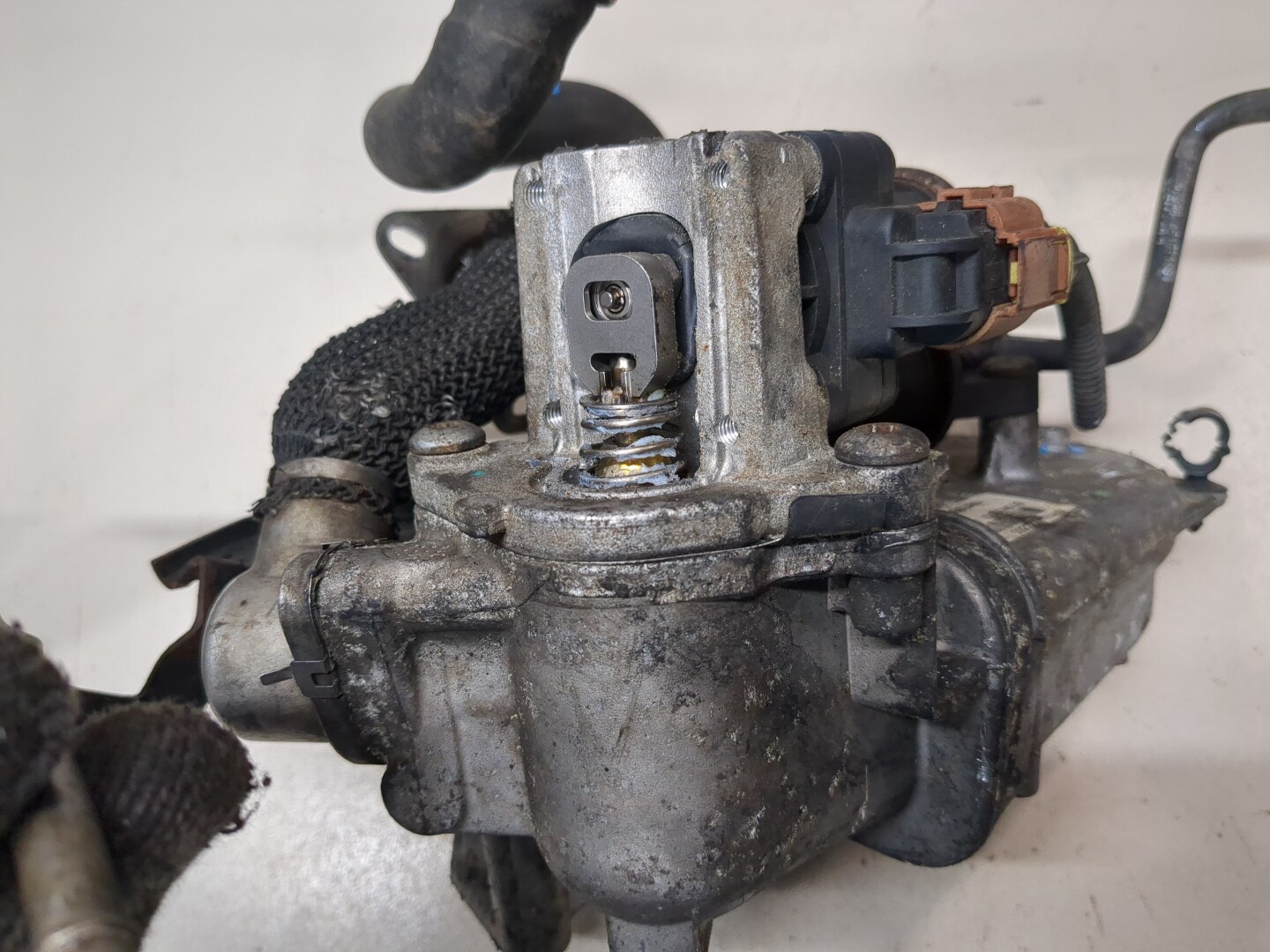 Клапан рециркуляции выхлопных газов (EGR)