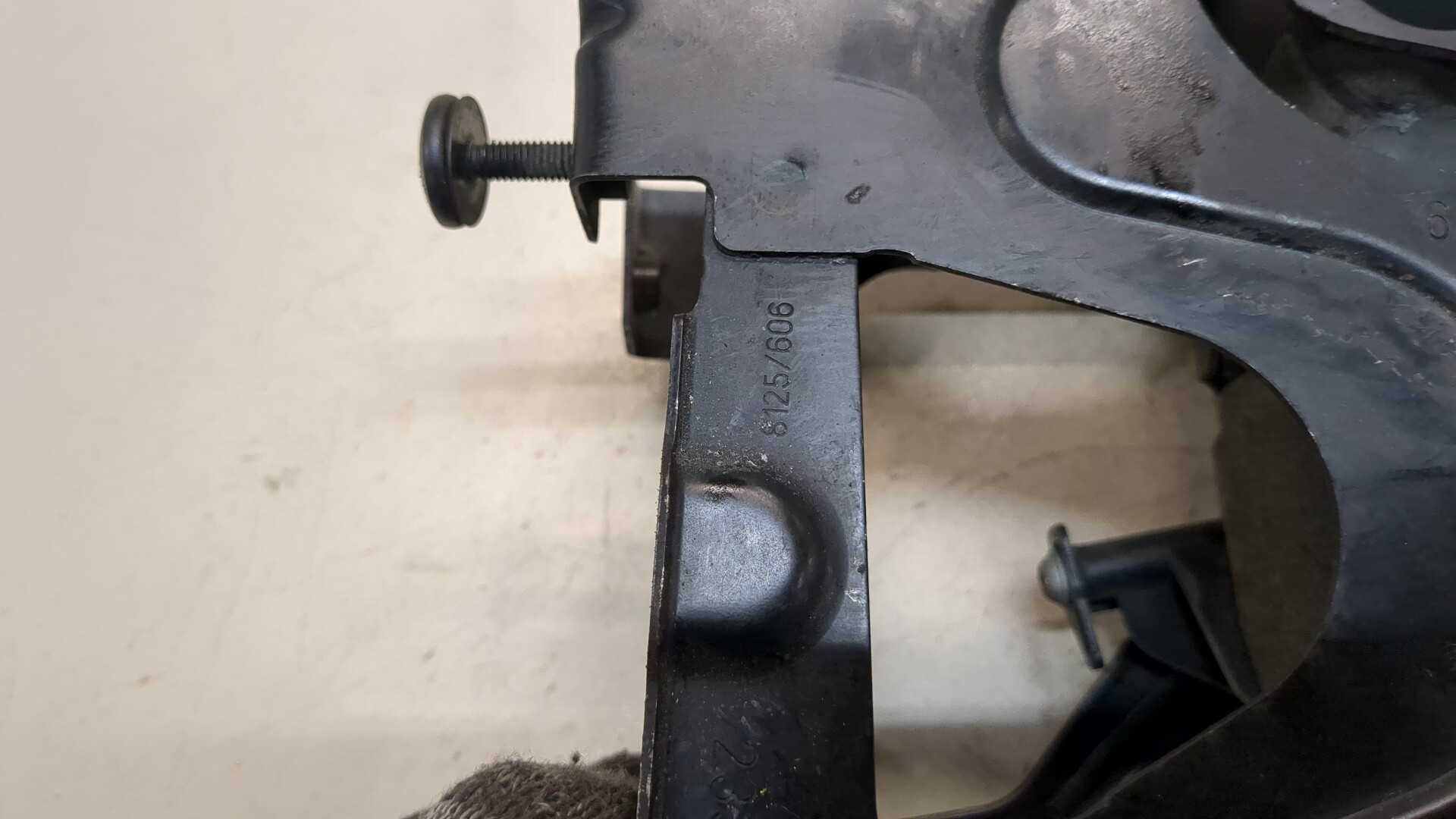 Кронштейн (сопут. товар)