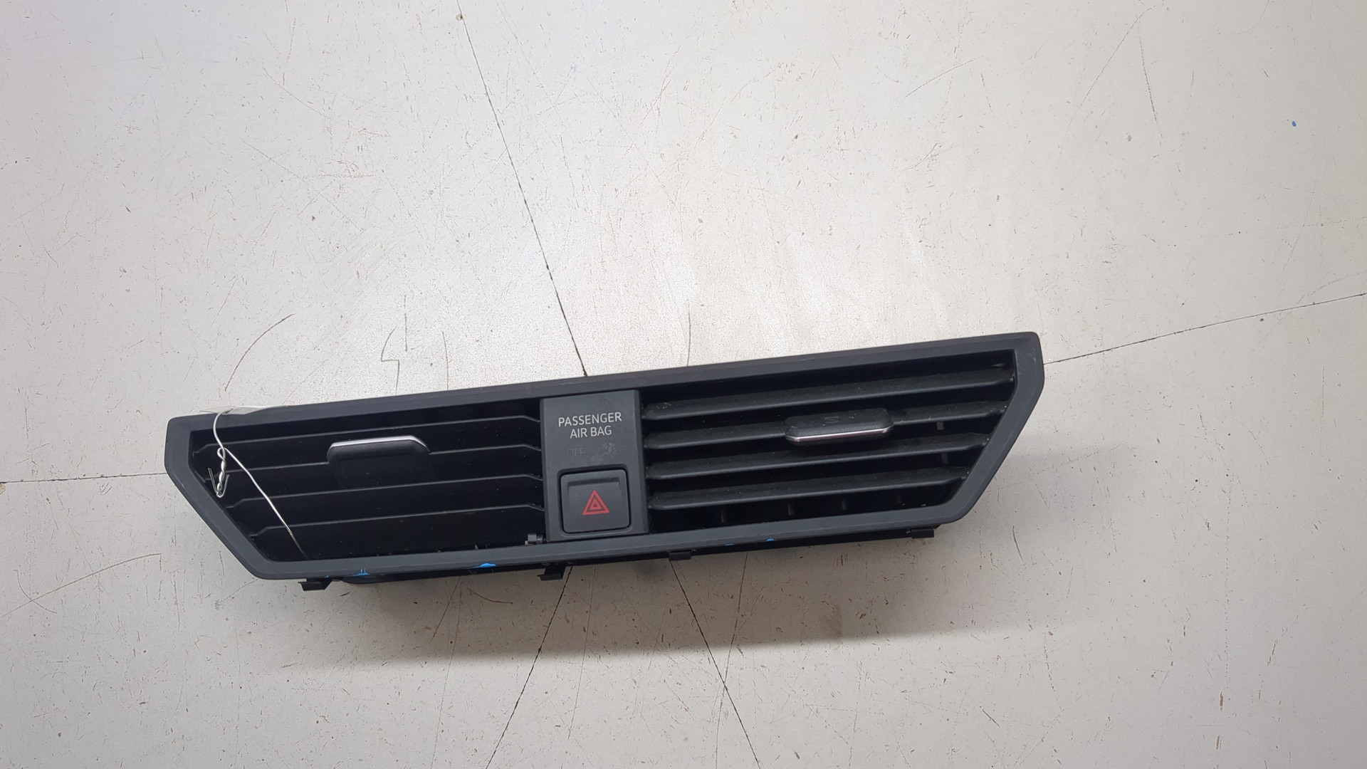 Дефлектор воздушный