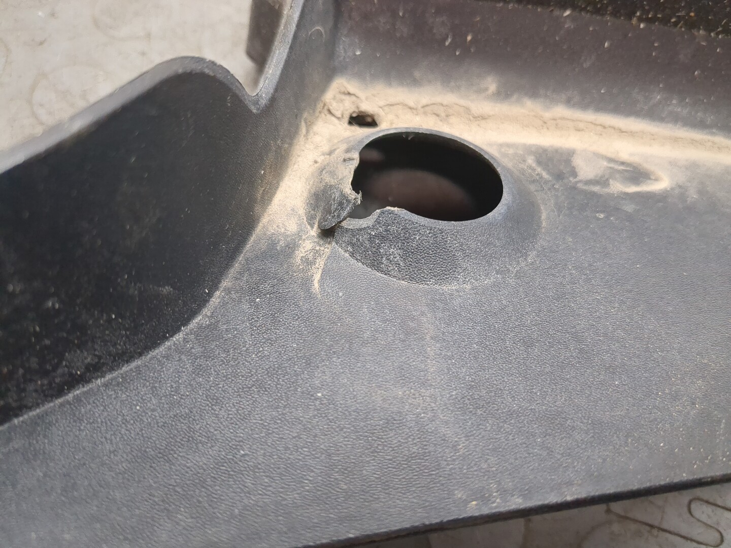 Решетка стеклоочистителей (Жабо)