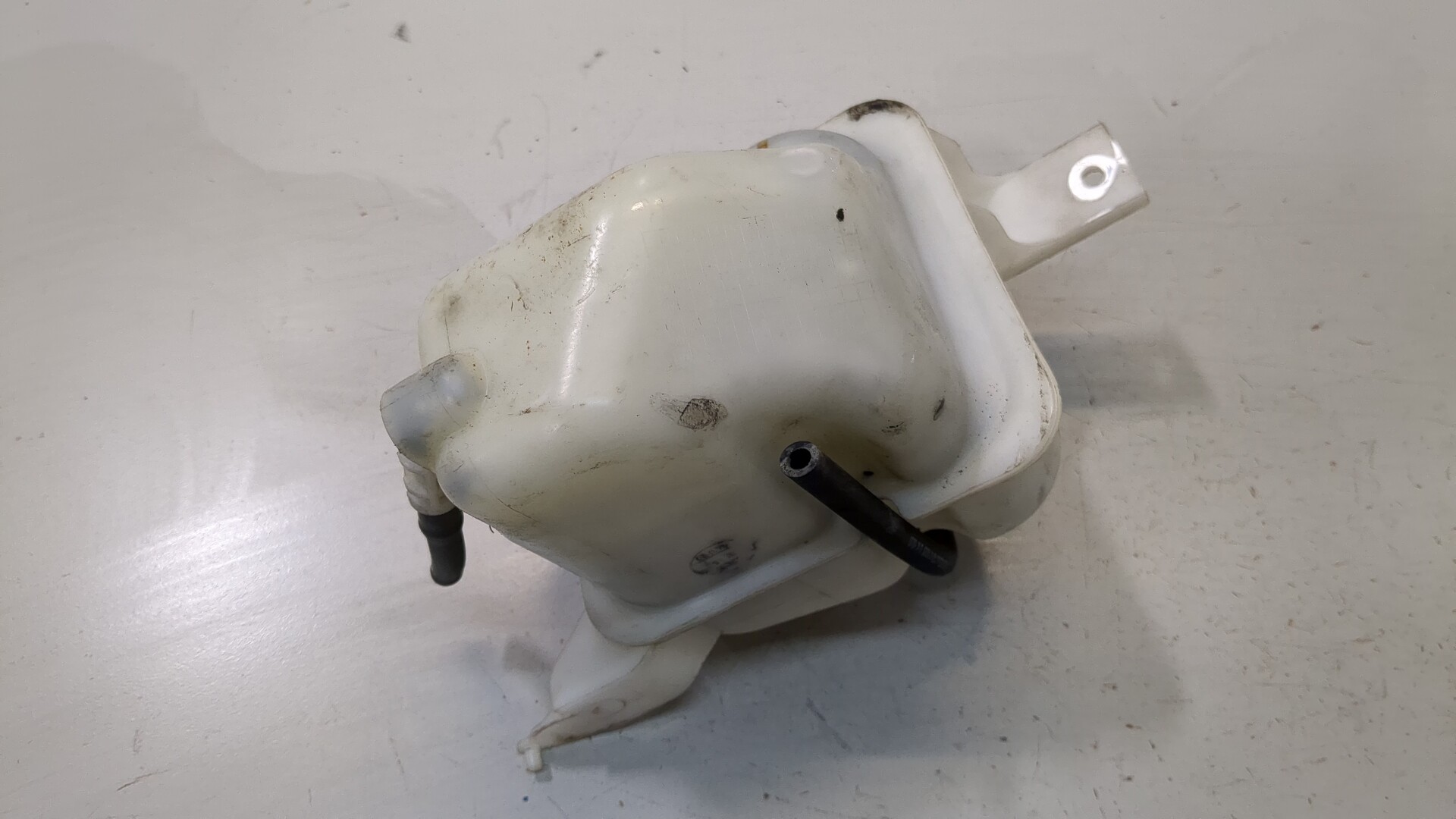 Бачок расширительный