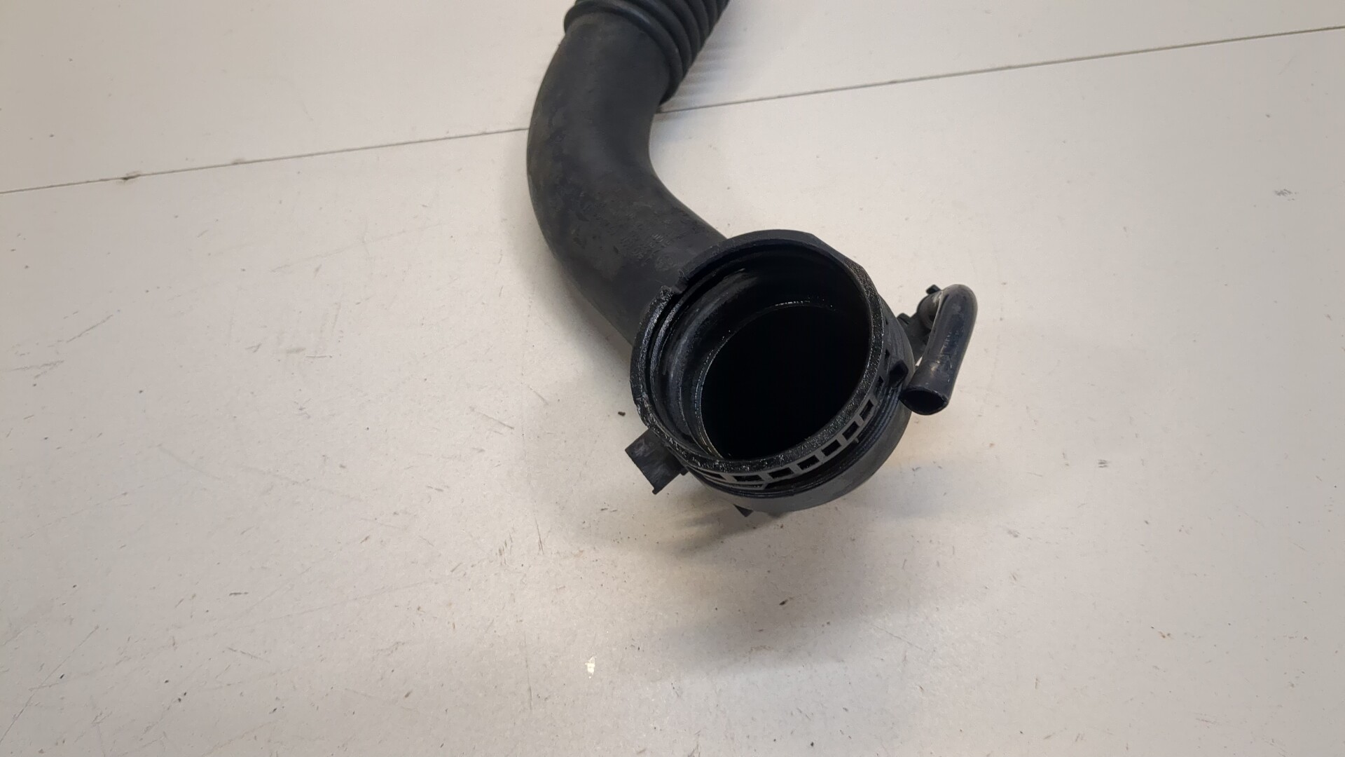 Патрубок интеркулера