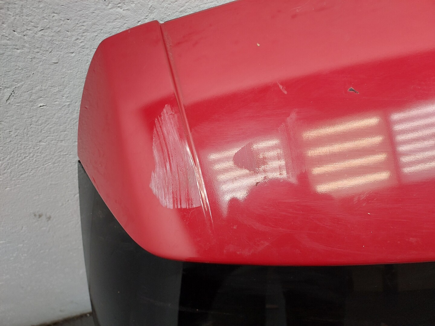 Дверь багажника