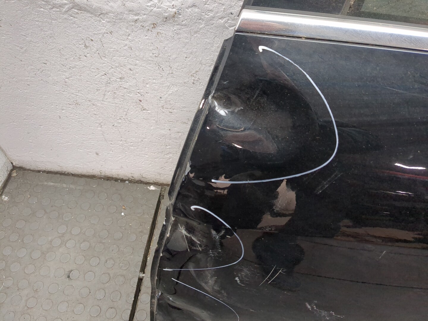 Дверь задняя левая