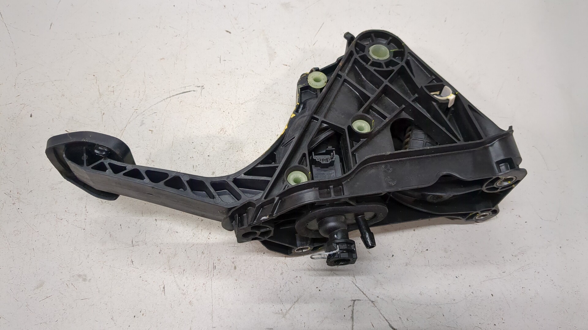 Педаль сцепления