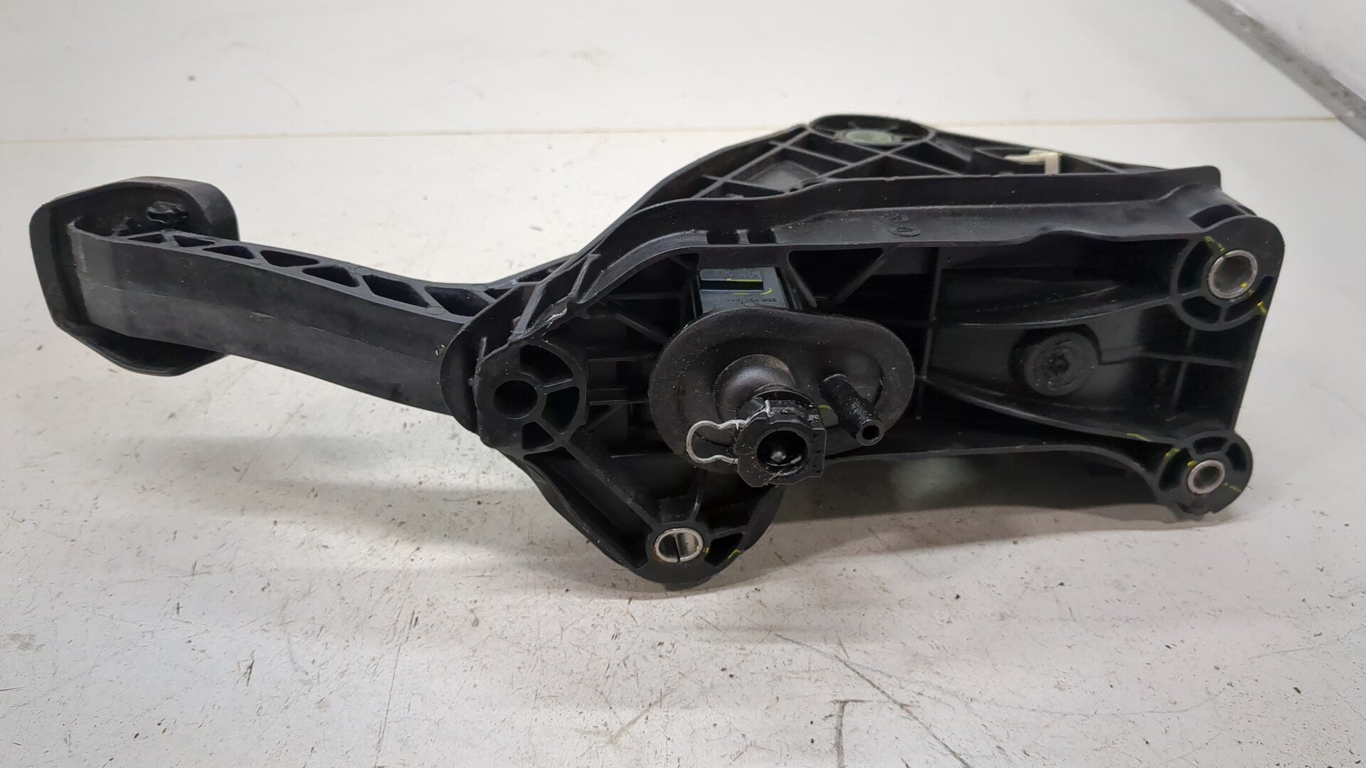 Педаль сцепления