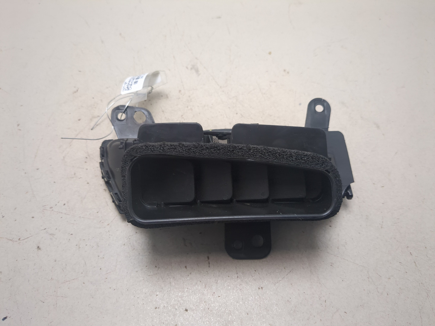 Дефлектор воздушный