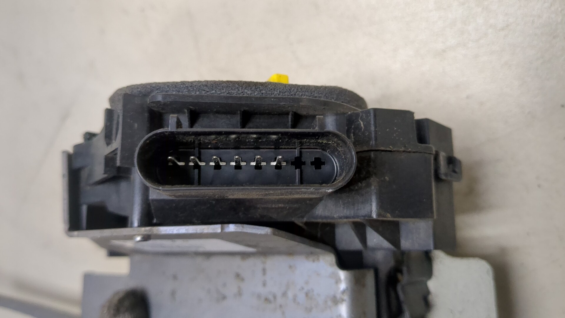 Замок двери задней правой