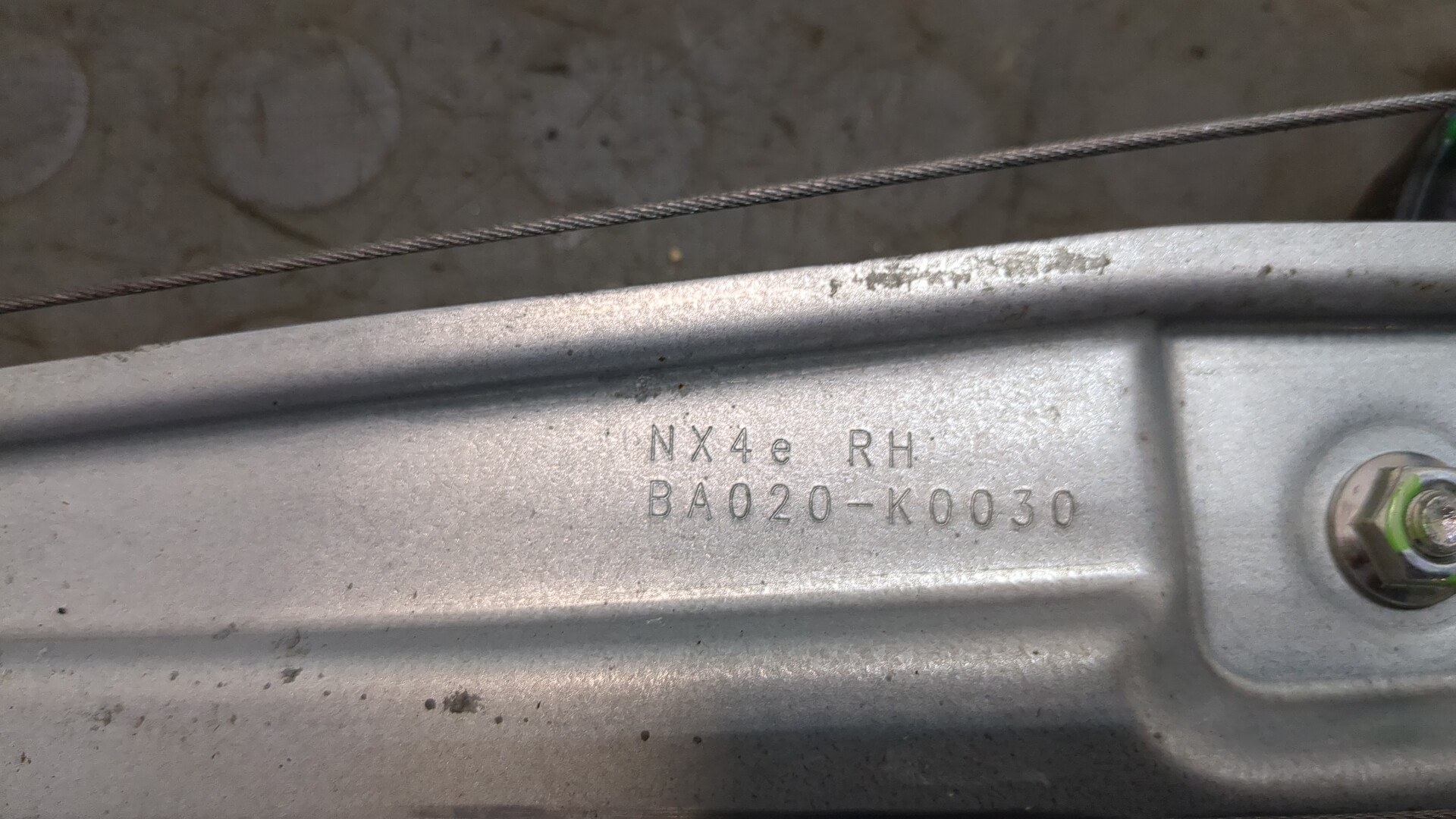 Стеклоподъемник электр. передний правый