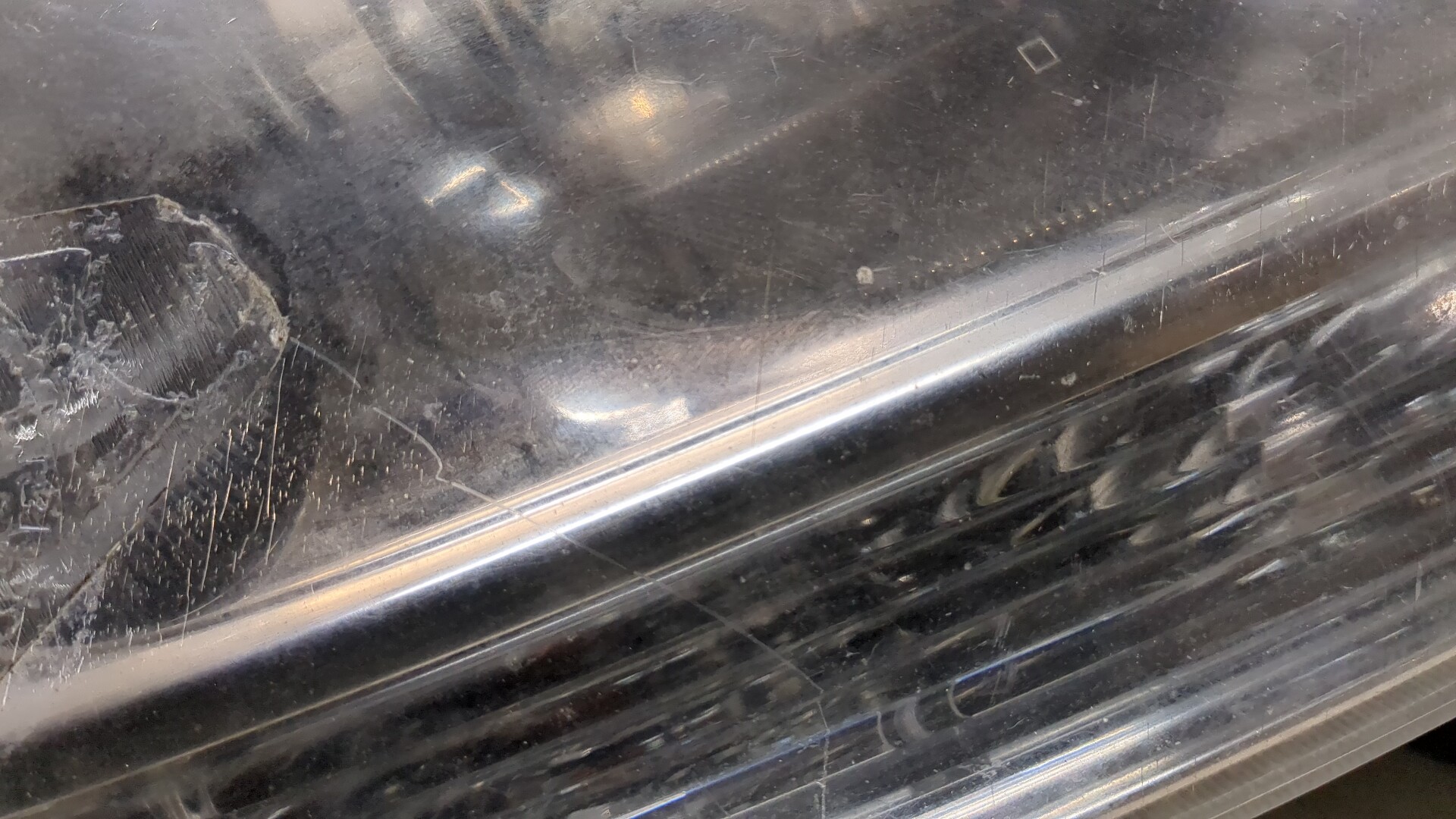 Фара правая