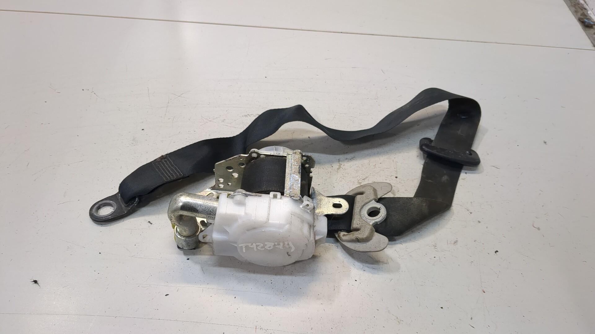 Ремень безопасности