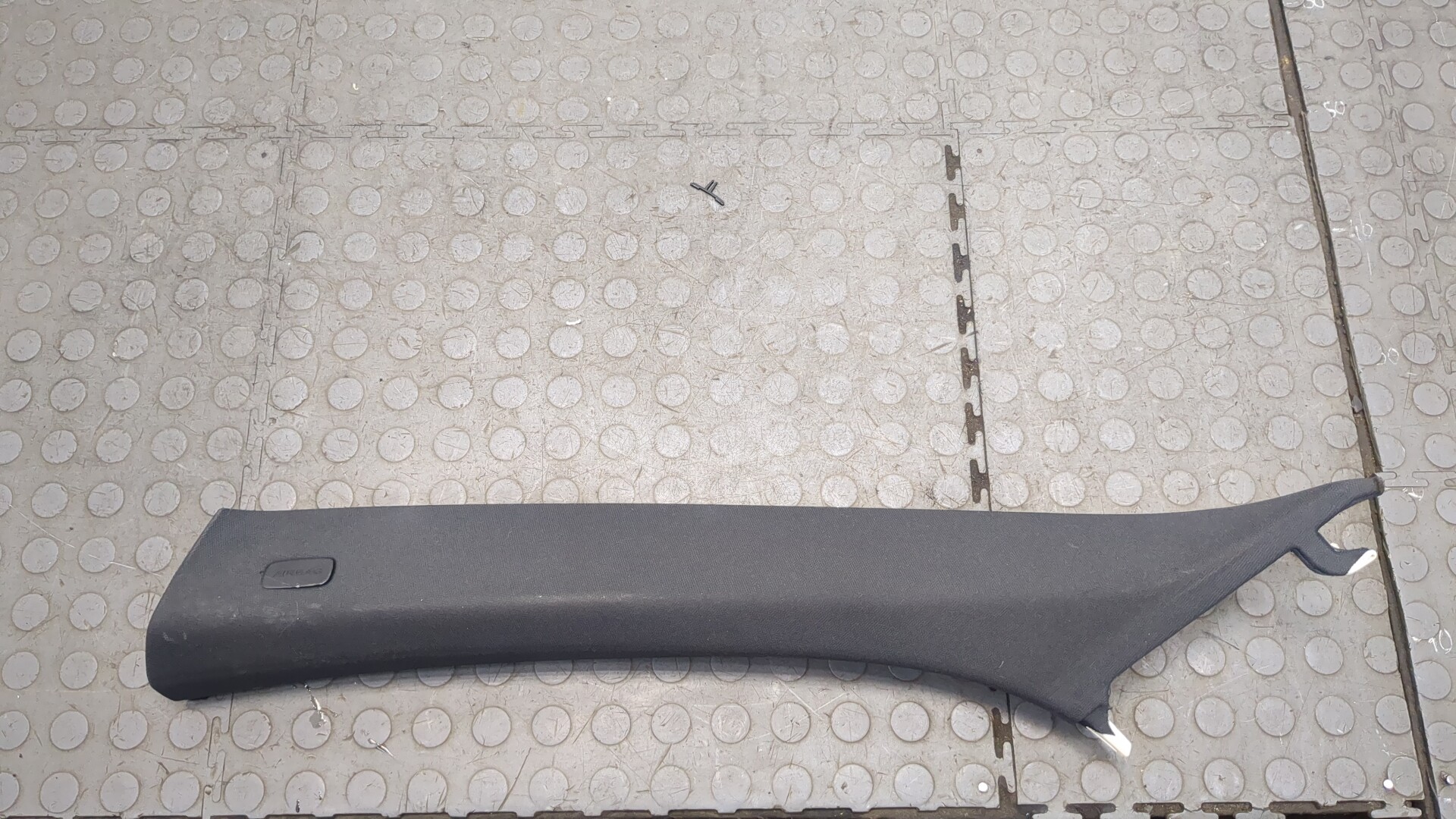 Обшивка стойки