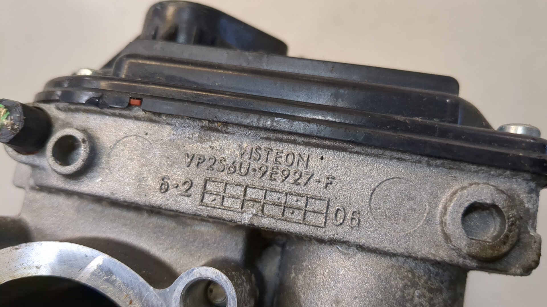 Заслонка дроссельная электрическая