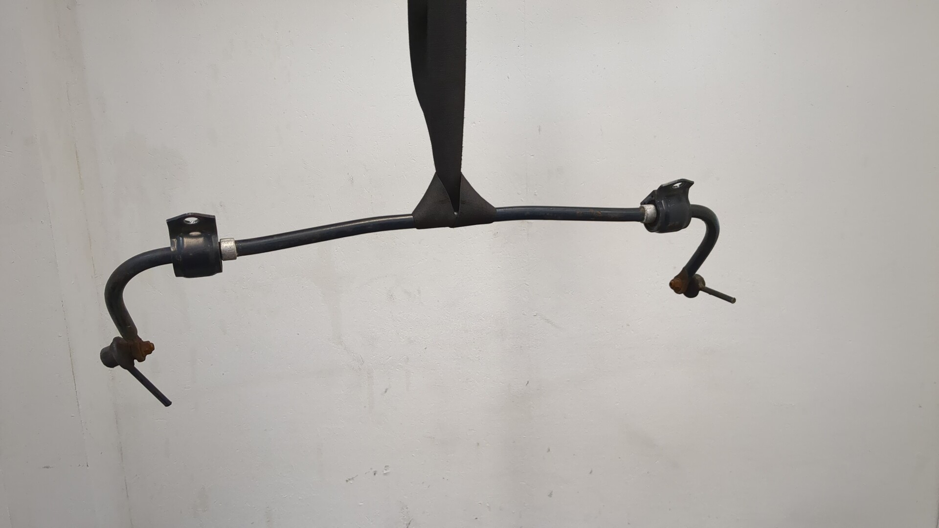 Стабилизатор задний