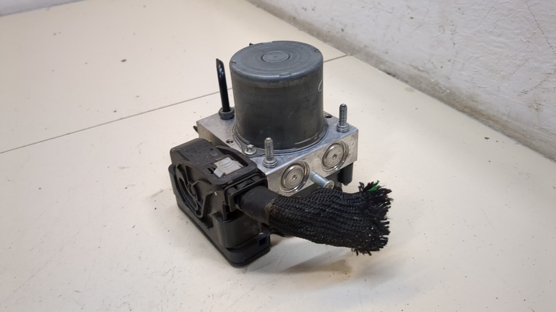 Блок ABS (насос)