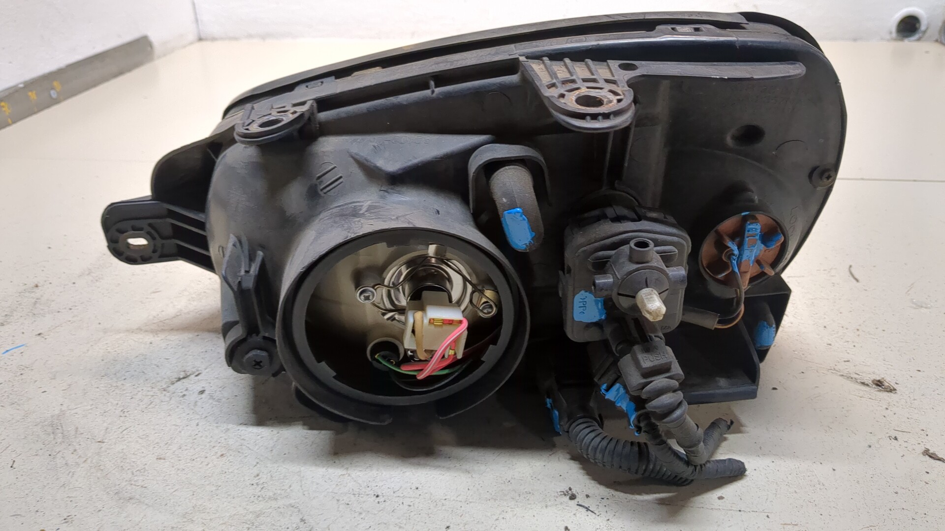 Фара правая