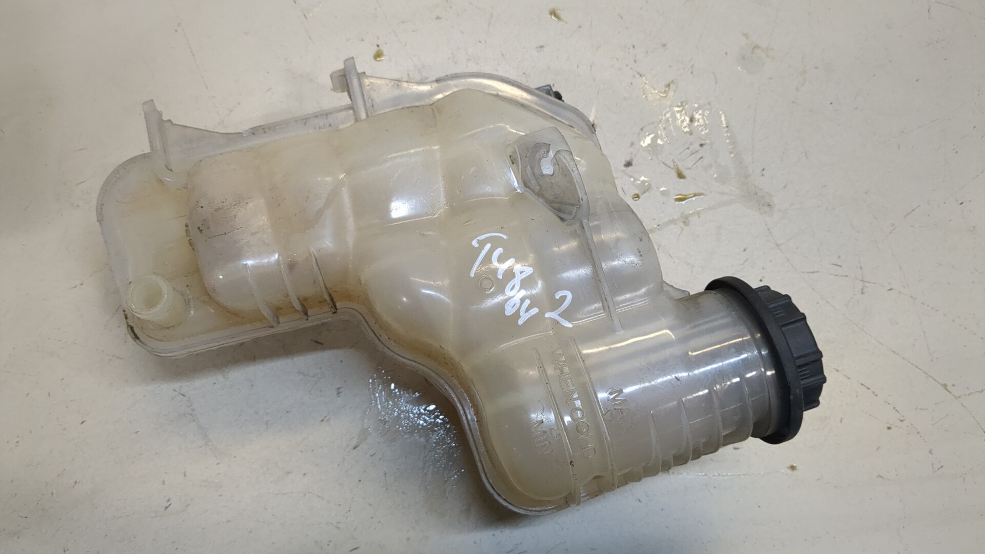 Бачок расширительный