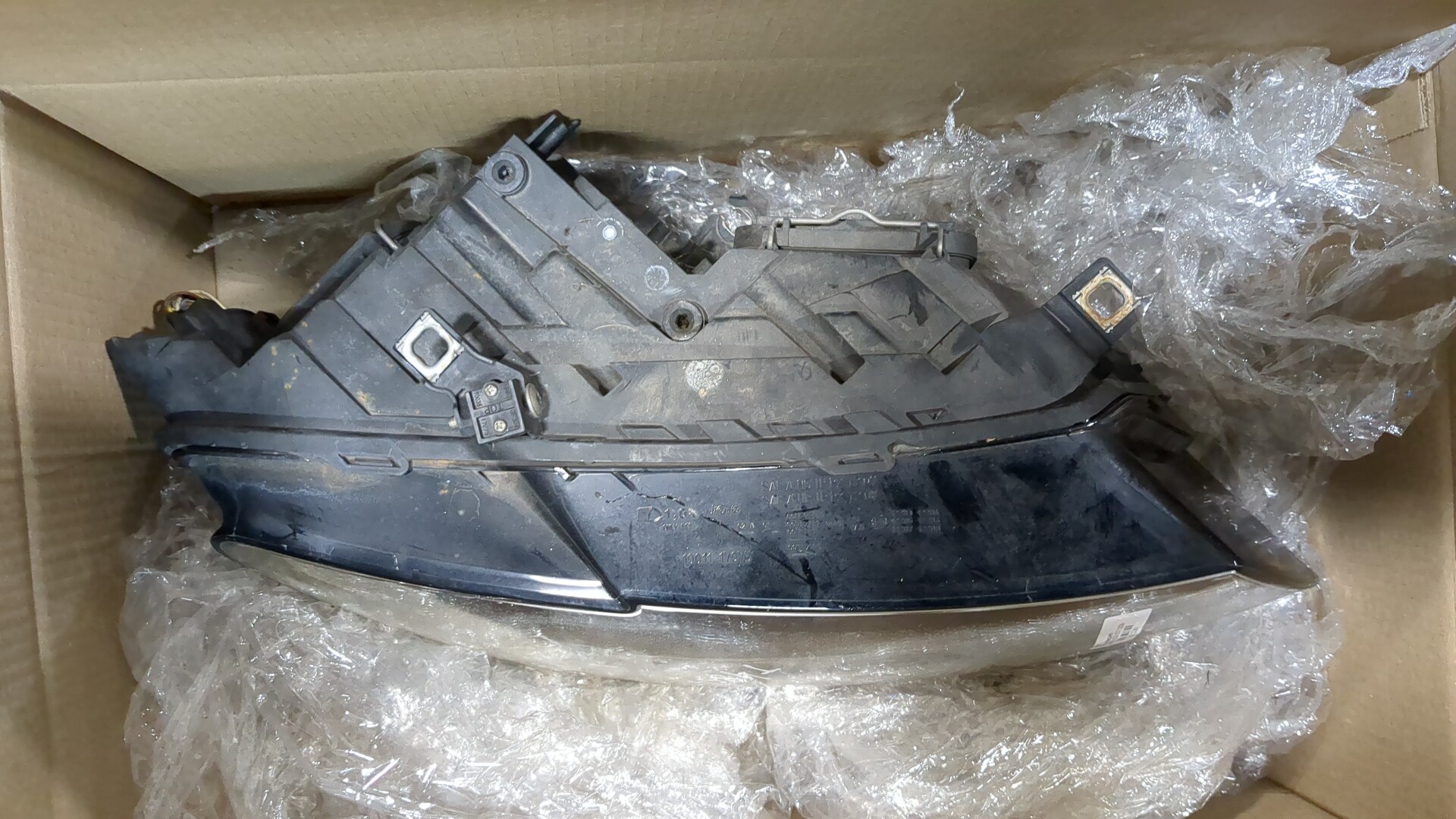 Фара правая