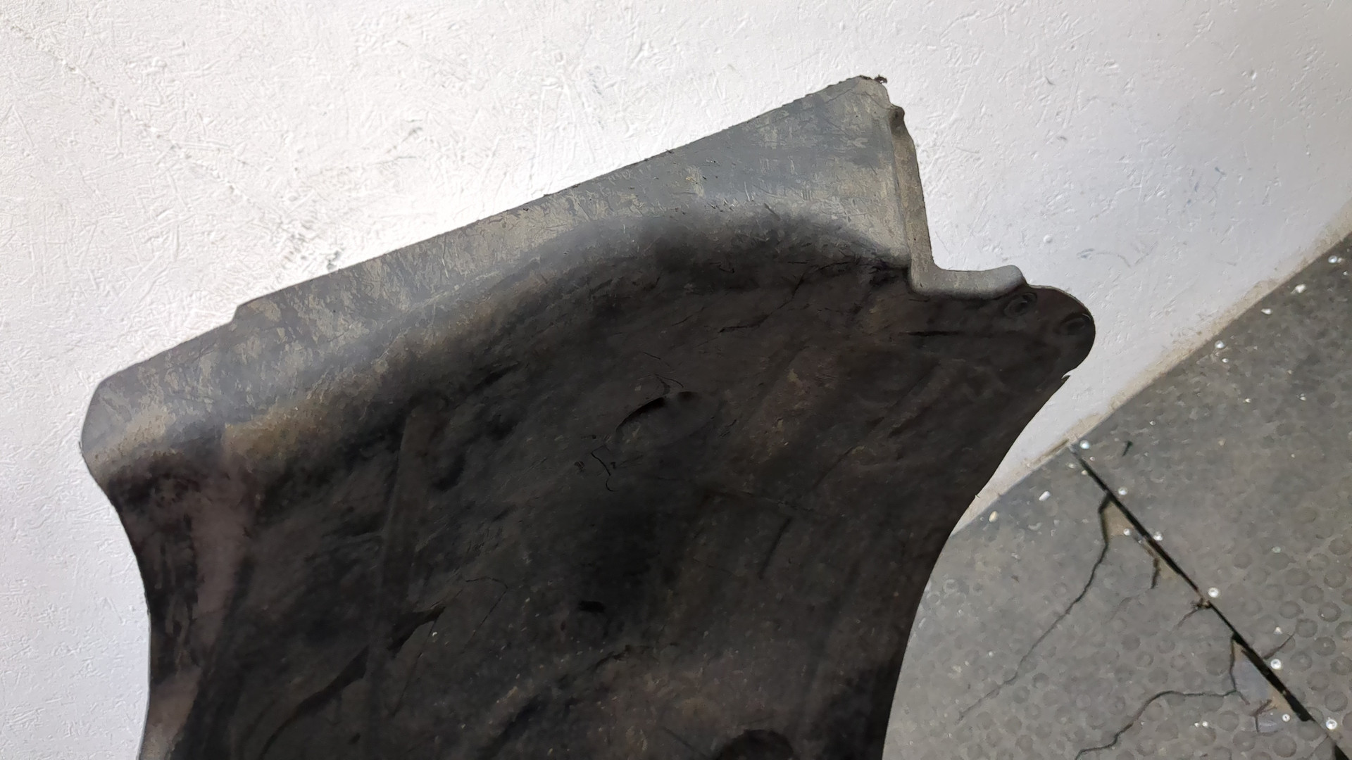 Локер передний правый