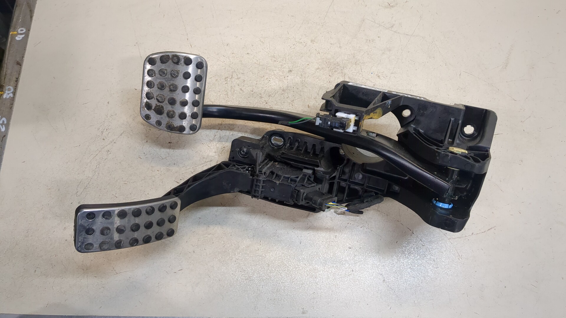 Блок педалей