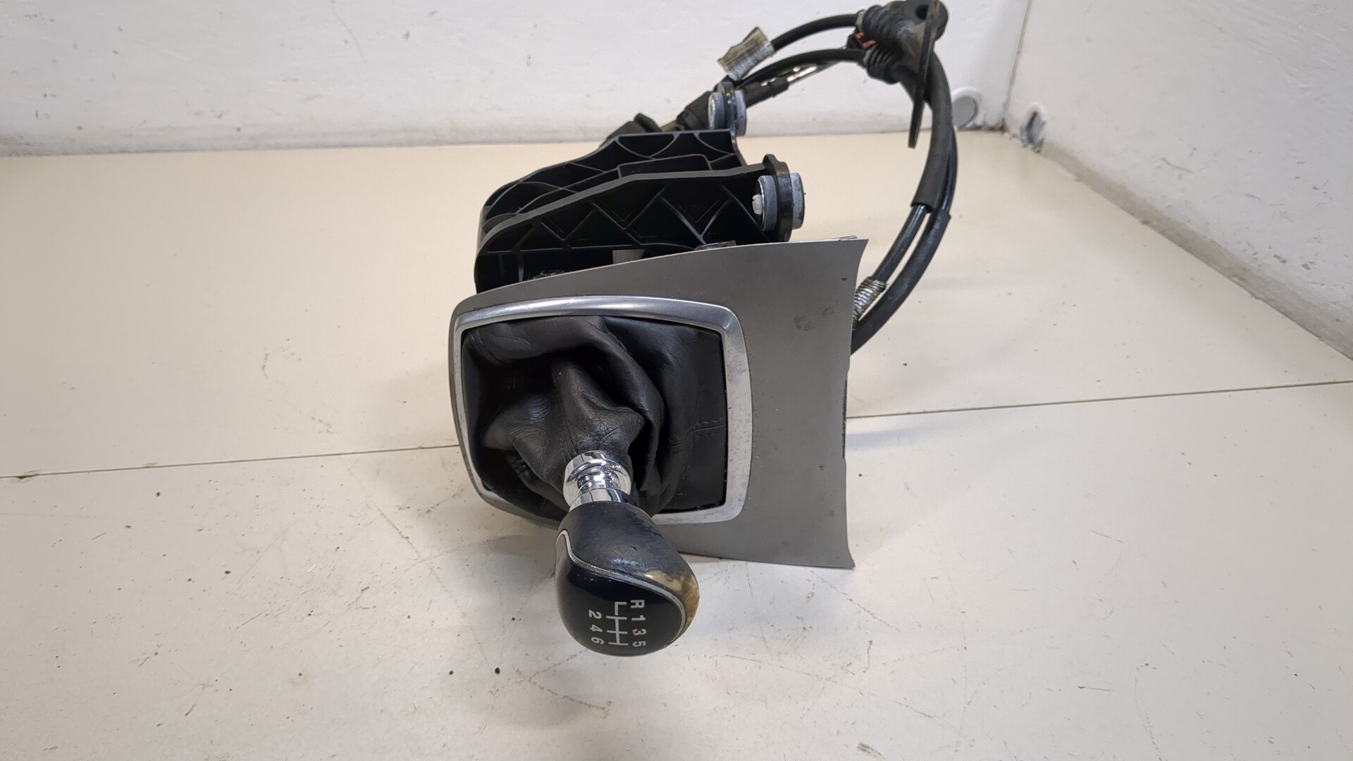 Кулиса МКПП / АКПП