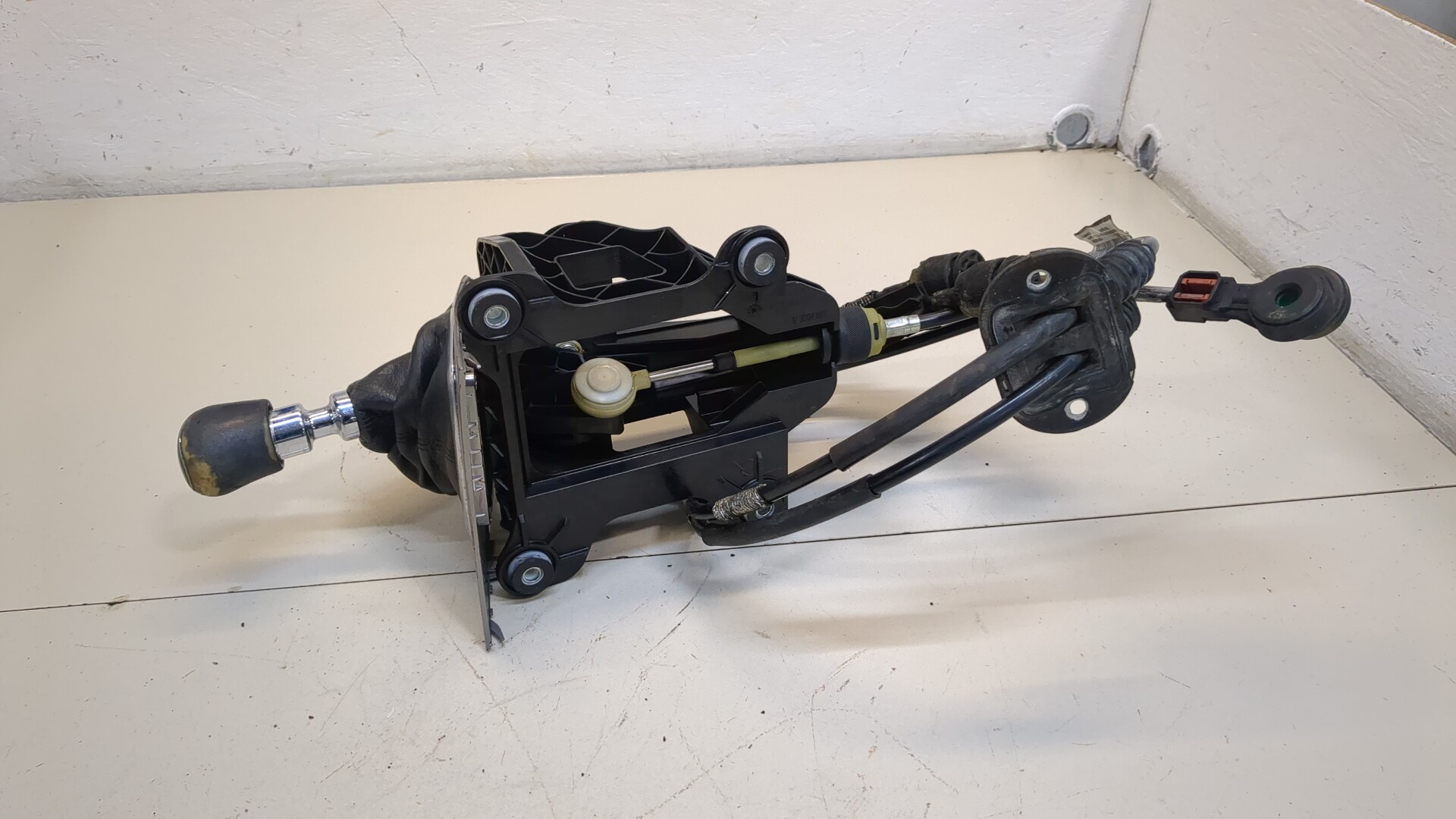 Кулиса МКПП / АКПП