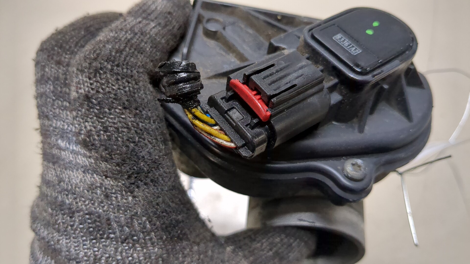 Заслонка дроссельная электрическая