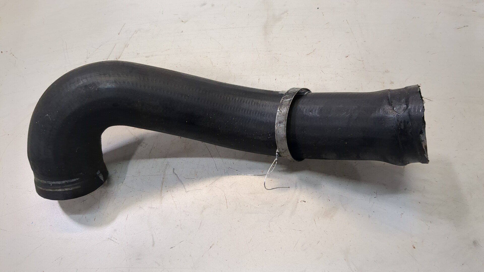 Патрубок воздушного фильтра